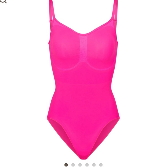 SKIMS Other - SKIMS sculpting bodysuit with snaps size L/Xl